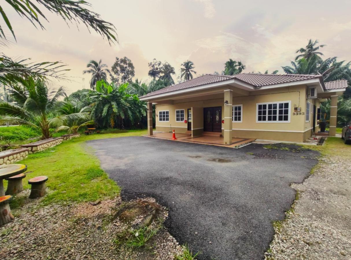 Homestay Selinsing Simpang Ampat Semanggol Exterior photo